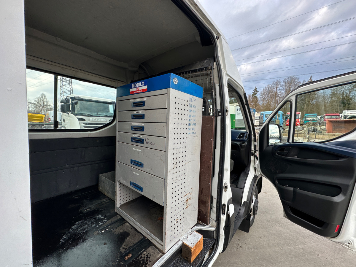 Furgón IVECO 35C18V Daily Servicewagen Sortimo: foto 7