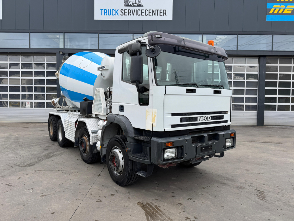 IVECO 440 Cursor 8x4 Liebherr - Camión hormigonera: foto 3 IVECO 440 Cursor 8x4 Liebherr - Camión hormigonera: foto 3
