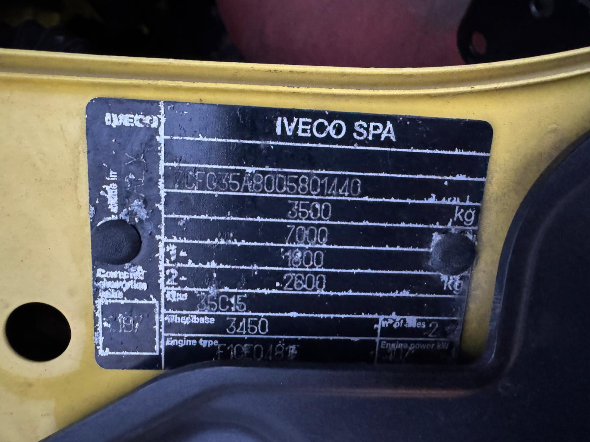 Furgoneta basculante IVECO Daily 35C15 4x2: foto 16 Furgoneta basculante IVECO Daily 35C15 4x2: foto 16