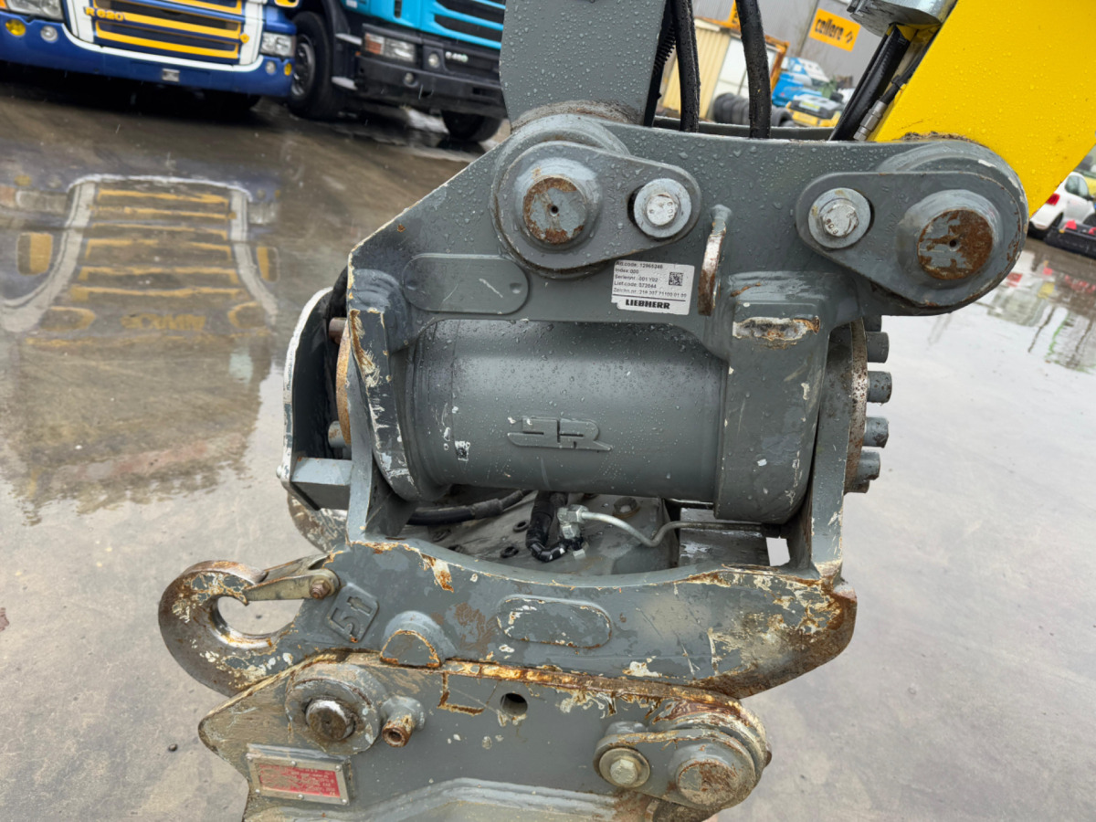 Leasing de LIEBHERR 910 Compact Litronic Powertilt LIEBHERR 910 Compact Litronic Powertilt: foto 11 Leasing de LIEBHERR 910 Compact Litronic Powertilt LIEBHERR 910 Compact Litronic Powertilt: foto 11