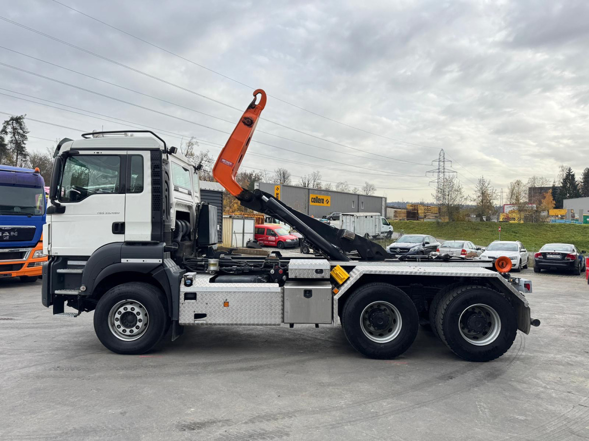 Leasing de MAN TGS 33.480 6x4 Moser Haken 53'000Km MAN TGS 33.480 6x4 Moser Haken 53'000Km: foto 7 Leasing de MAN TGS 33.480 6x4 Moser Haken 53'000Km MAN TGS 33.480 6x4 Moser Haken 53'000Km: foto 7