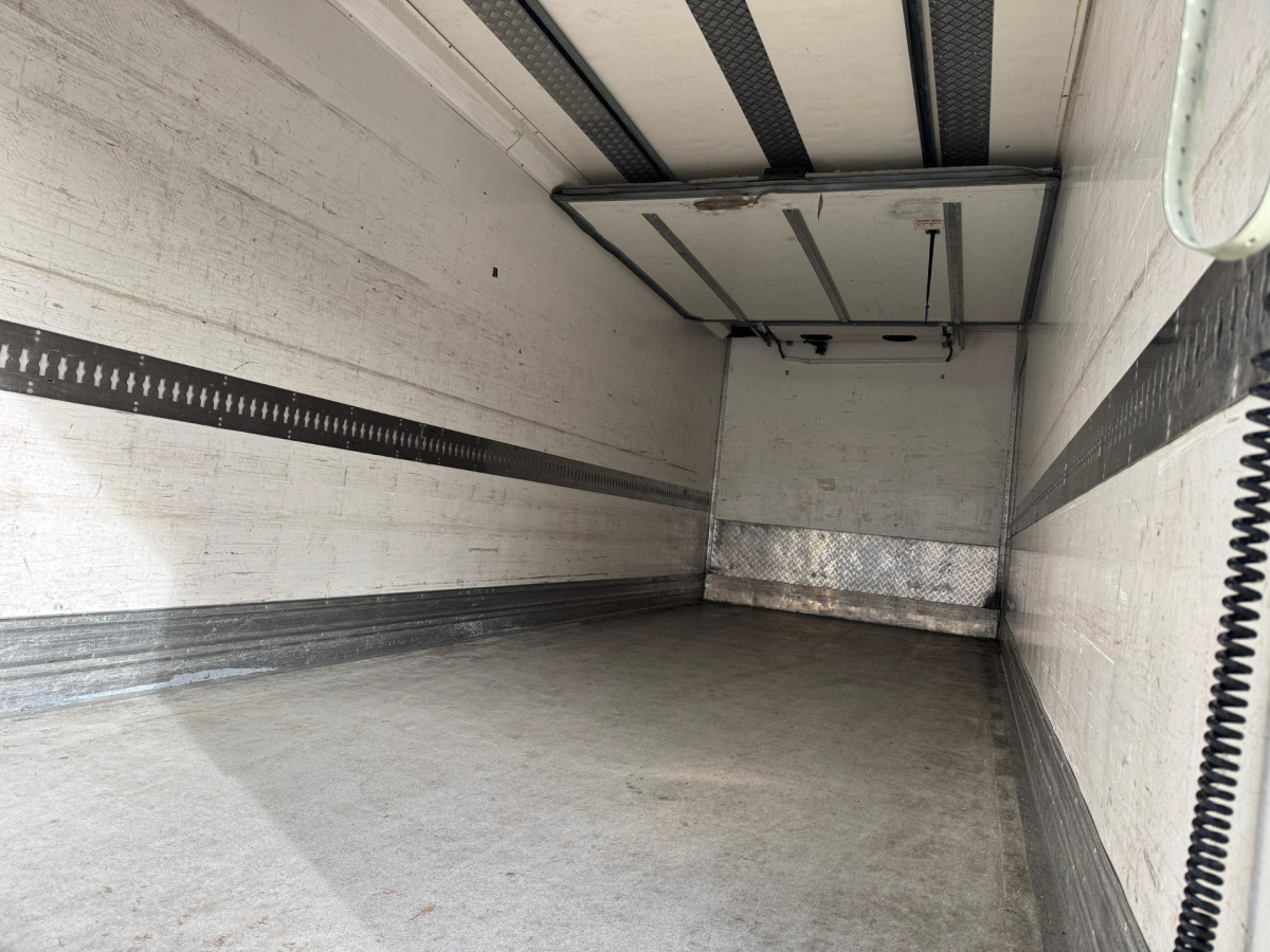 Camión frigorífico MERCEDES Actros 1832 4x2 Bi-Temp Carrier TK: foto 11