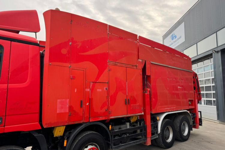Leasing de Mercedes-Benz Actros 4144 8x4 MTS Saugbagger  Mercedes-Benz Actros 4144 8x4 MTS Saugbagger: foto 8