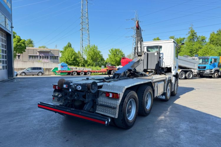 Mercedes-Benz Arocs 3251 8x4 - Camión multibasculante: foto 5 Mercedes-Benz Arocs 3251 8x4 - Camión multibasculante: foto 5