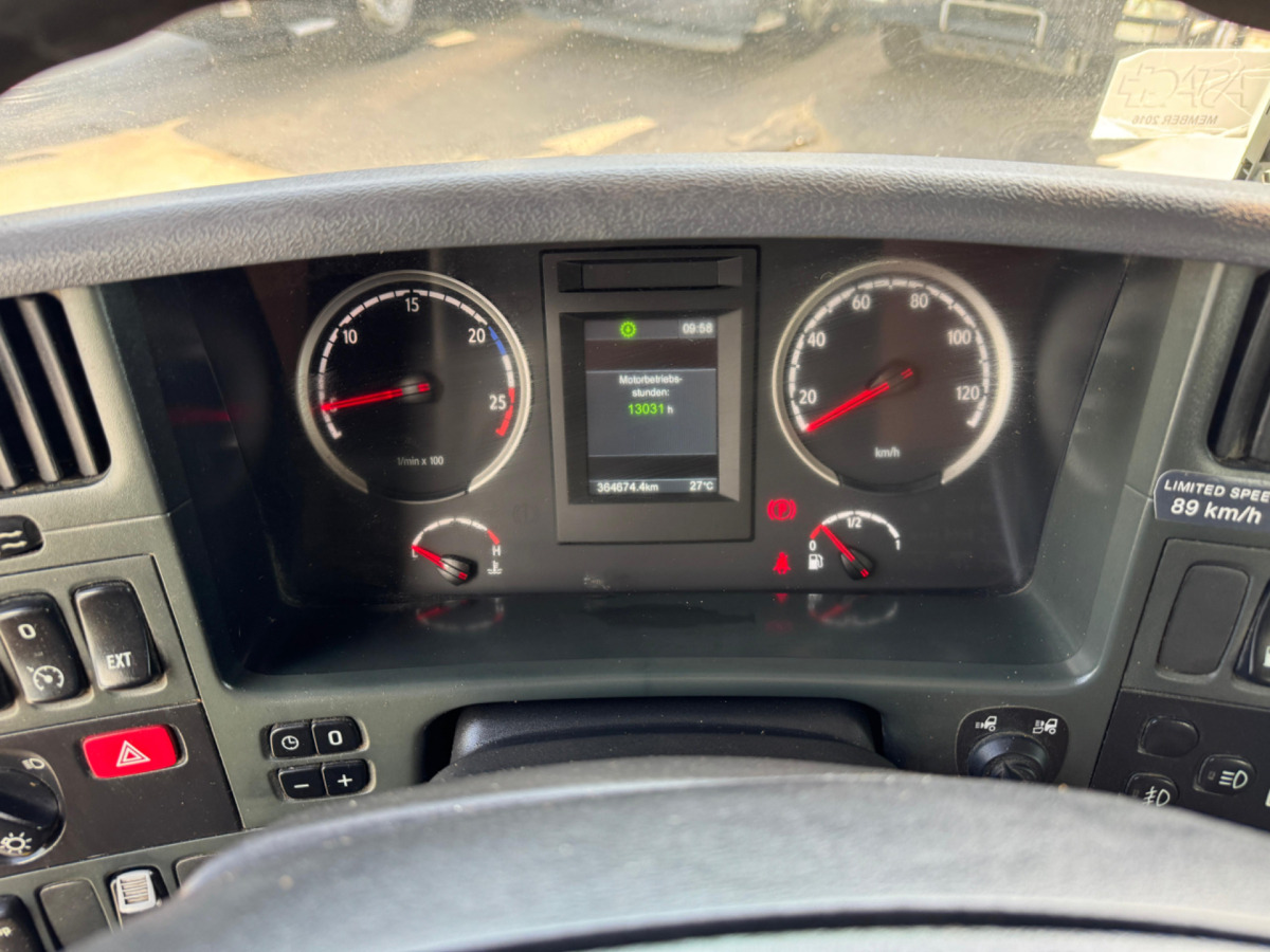 Camión portacontenedor de cadenas SCANIA G360 4x2 Gergen: foto 14 Camión portacontenedor de cadenas SCANIA G360 4x2 Gergen: foto 14