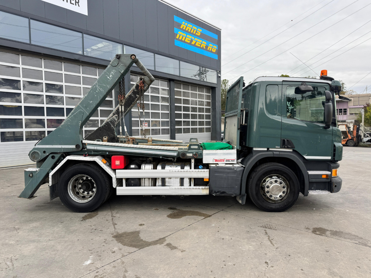 SCANIA P320 4x2 Trösch - Camión portacontenedor de cadenas: foto 4 SCANIA P320 4x2 Trösch - Camión portacontenedor de cadenas: foto 4