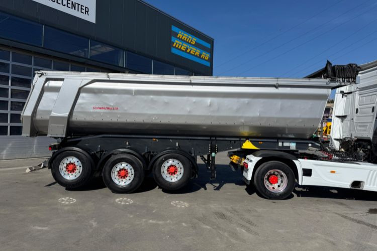 Schwarzmüller SPA 3/E mit 2 Liftachsen - Semirremolque volquete: foto 4 Schwarzmüller SPA 3/E mit 2 Liftachsen - Semirremolque volquete: foto 4