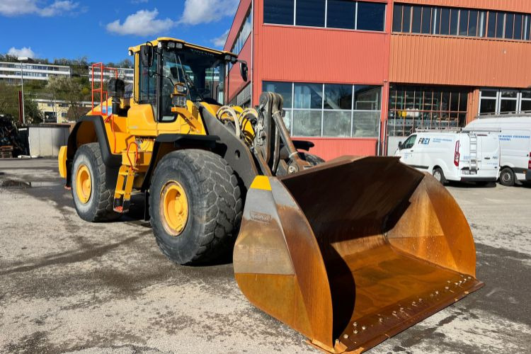 Volvo L180H - Cargadora de ruedas: foto 1 Volvo L180H - Cargadora de ruedas: foto 1