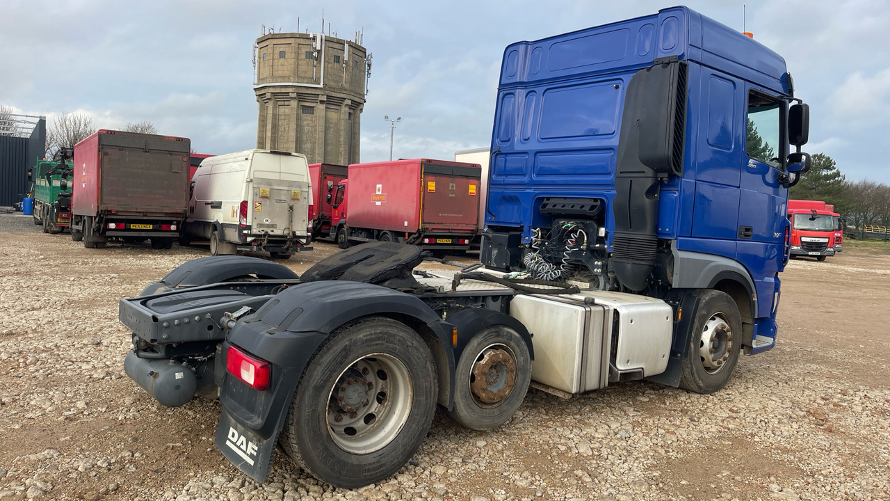 DAF XF 480 - Cabeza tractora: foto 4 DAF XF 480 - Cabeza tractora: foto 4
