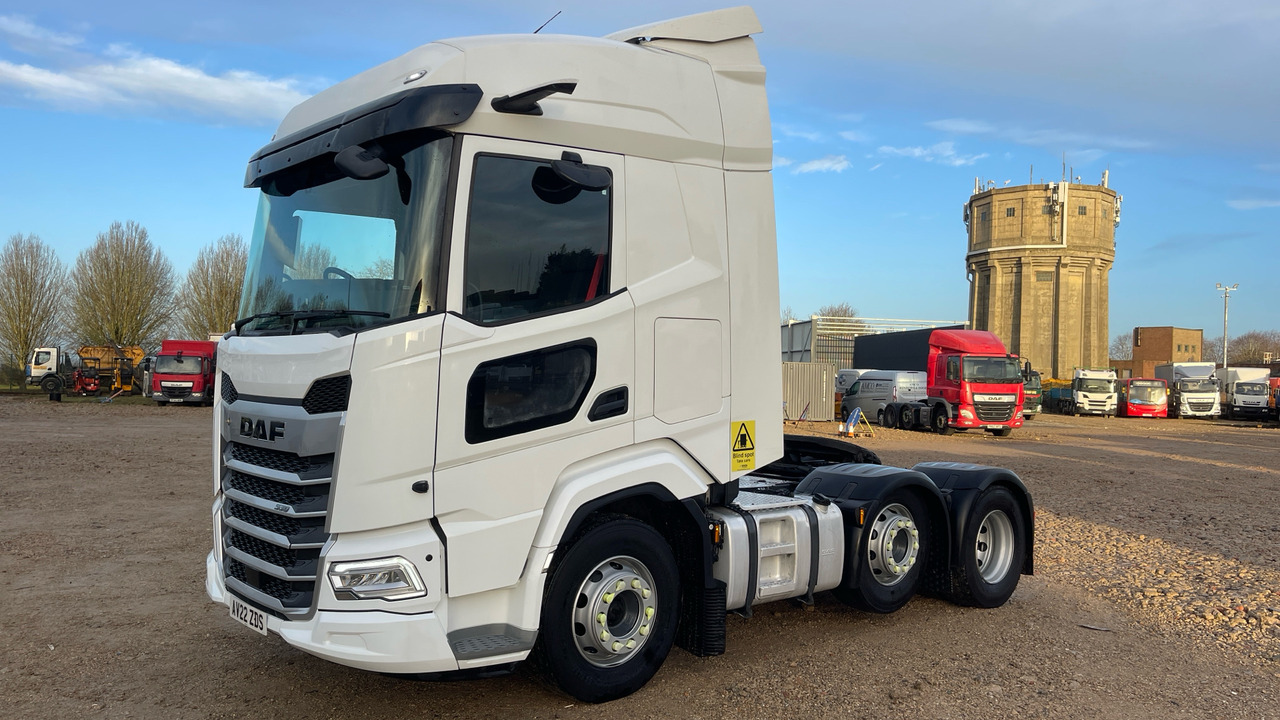 DAF XF 530 - Cabeza tractora: foto 2 DAF XF 530 - Cabeza tractora: foto 2