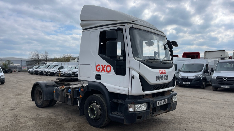 IVECO EUROCARGO 120E - Cabeza tractora: foto 1 IVECO EUROCARGO 120E - Cabeza tractora: foto 1