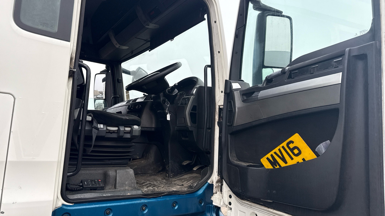 MAN TGX 26.440 - Cabeza tractora: foto 5 MAN TGX 26.440 - Cabeza tractora: foto 5