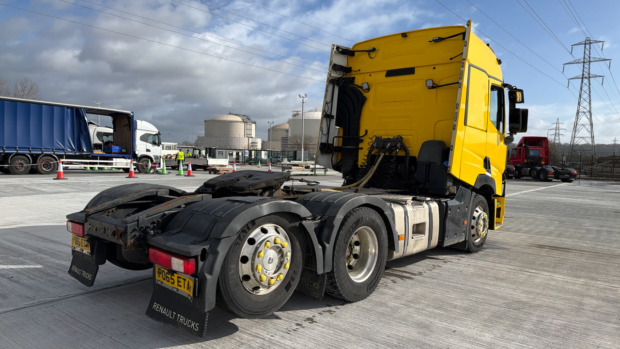 RENAULT T RANGE - Cabeza tractora: foto 4 RENAULT T RANGE - Cabeza tractora: foto 4