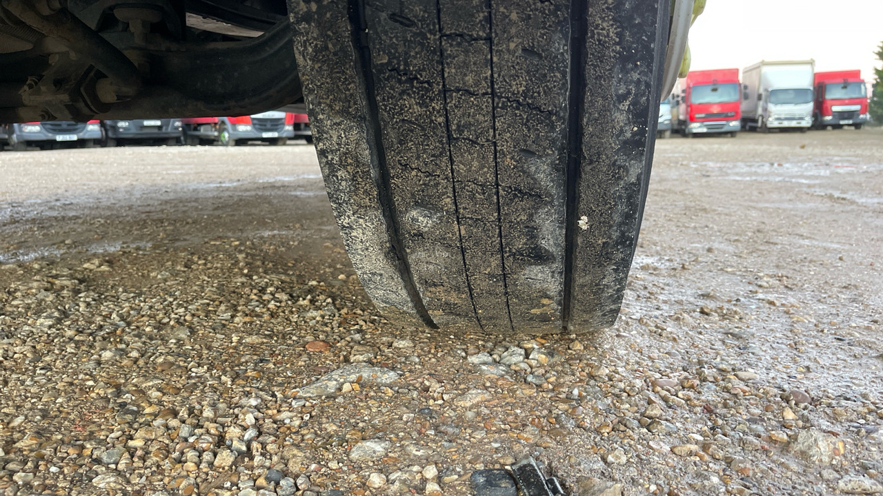 Camión caja abierta DAF CF 230: foto 23