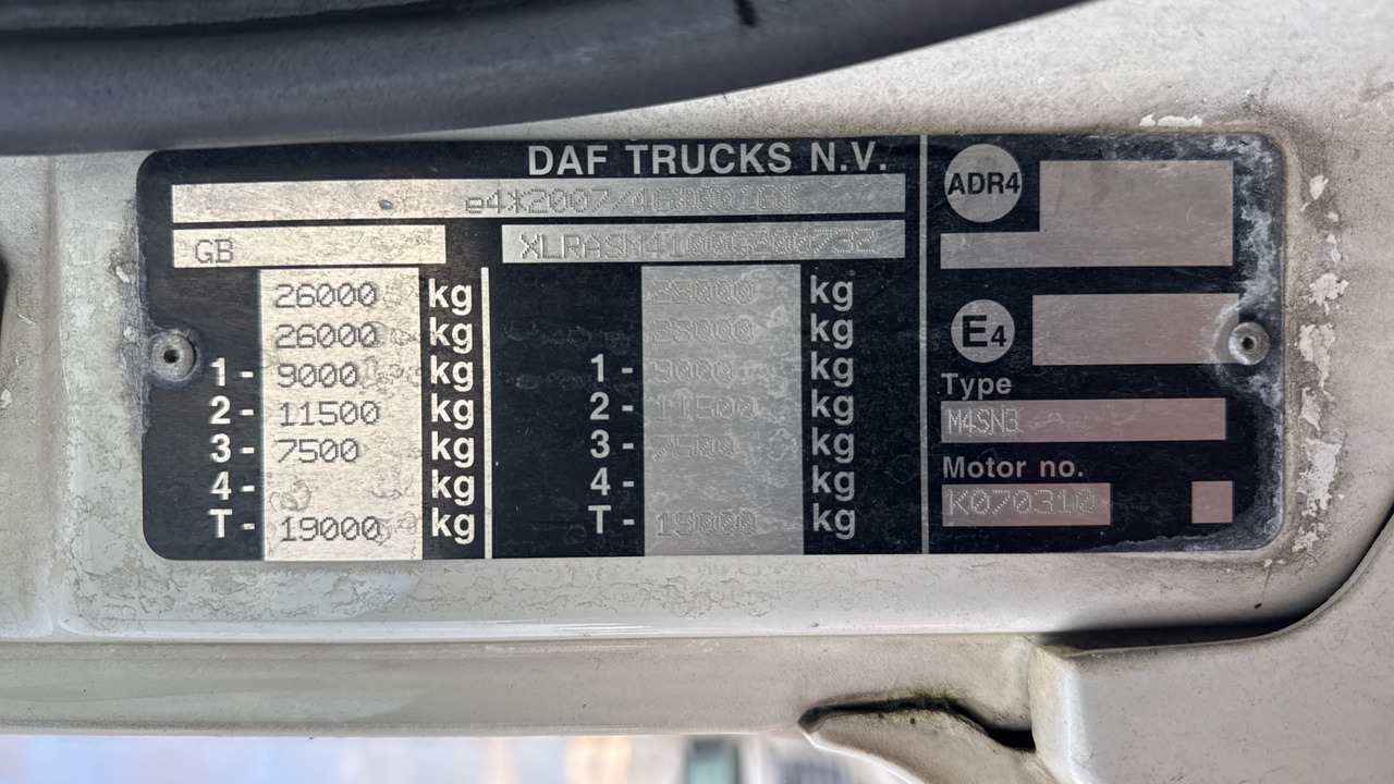 Camión caja cerrada DAF CF 340: foto 12