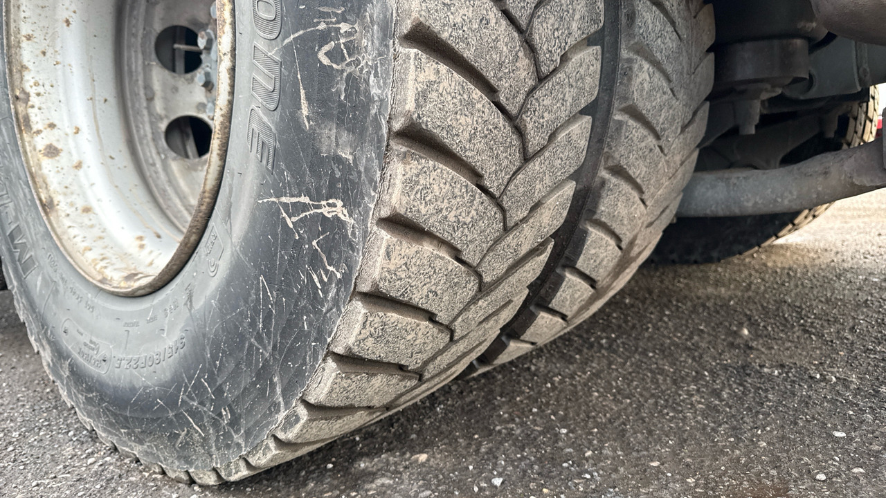 Camión caja cerrada DAF CF 340: foto 27