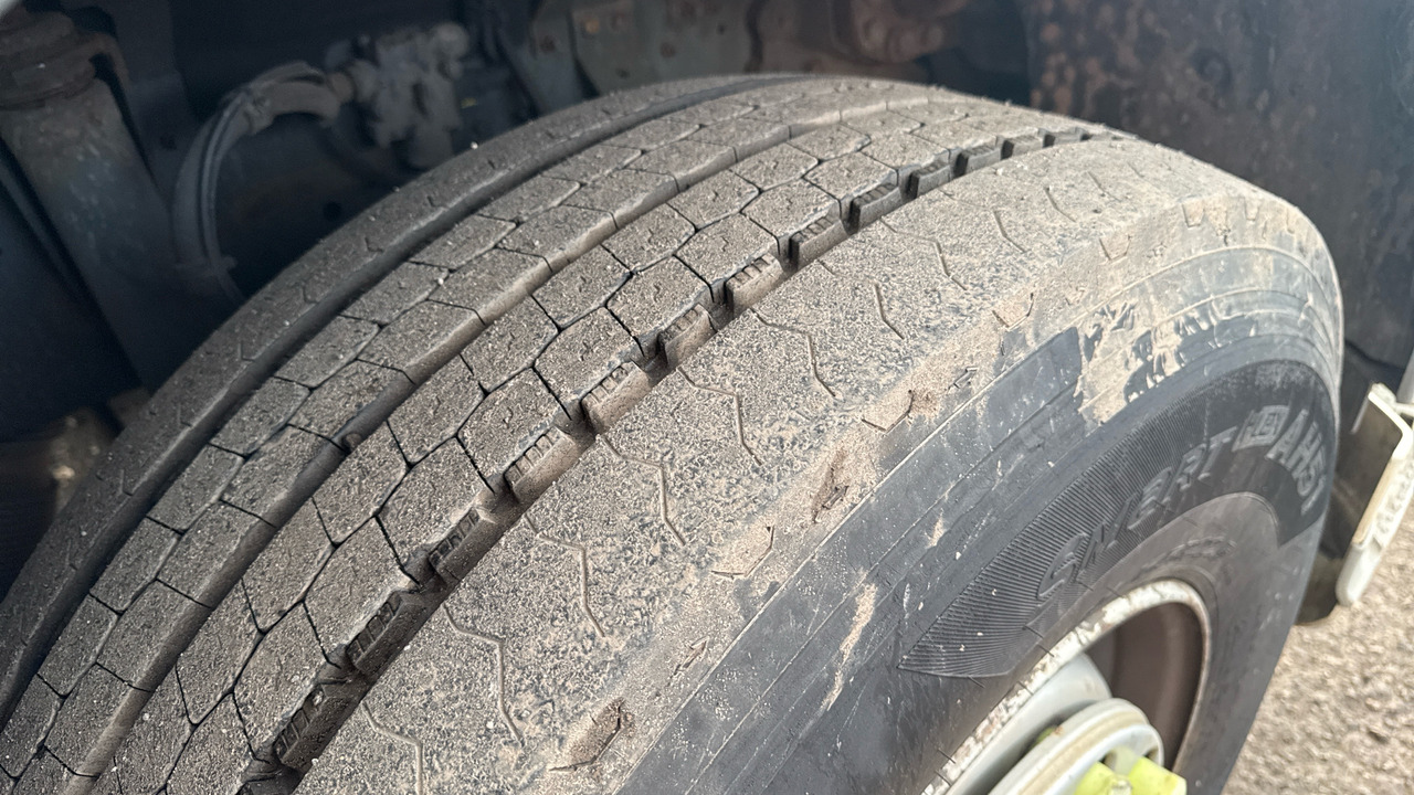 Camión caja cerrada DAF CF 340: foto 26