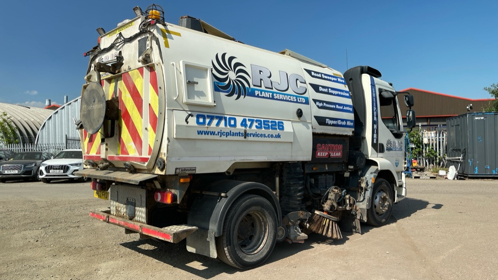 DAF LF 55.220 15 TONNE - Barredora vial: foto 4 DAF LF 55.220 15 TONNE - Barredora vial: foto 4