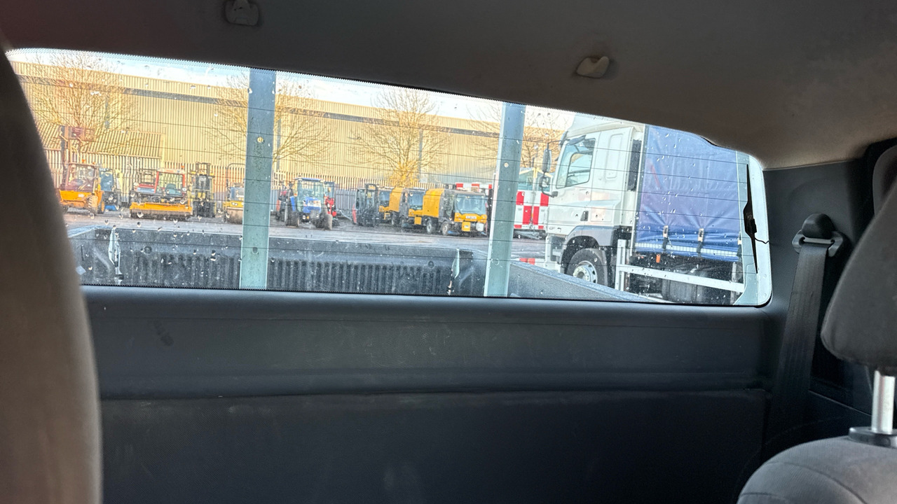 Pick-up, Furgoneta combi FORD RANGER  XL 2.2 TDCi 150ps: foto 13