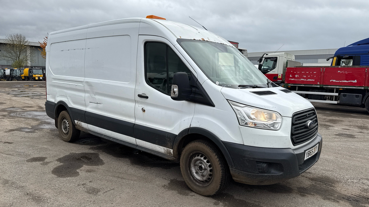 FORD TRANSIT 350 2.2 TDCi 125ps - Furgón: foto 1 FORD TRANSIT 350 2.2 TDCi 125ps - Furgón: foto 1