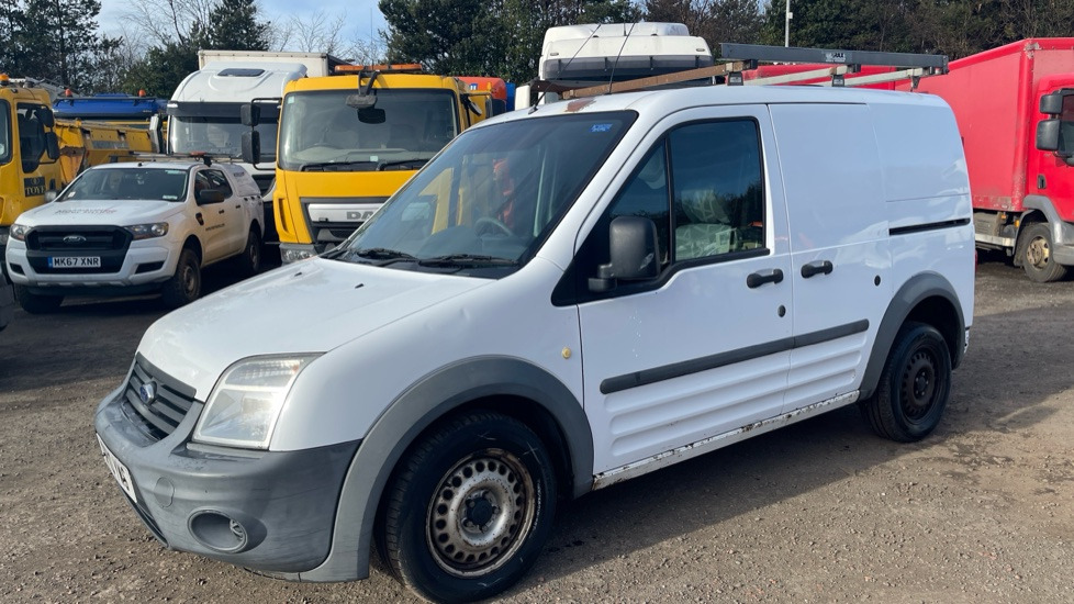 FORD TRANSIT CONNECT T200 1.8 TDCI 75PS - Furgón: foto 2 FORD TRANSIT CONNECT T200 1.8 TDCI 75PS - Furgón: foto 2