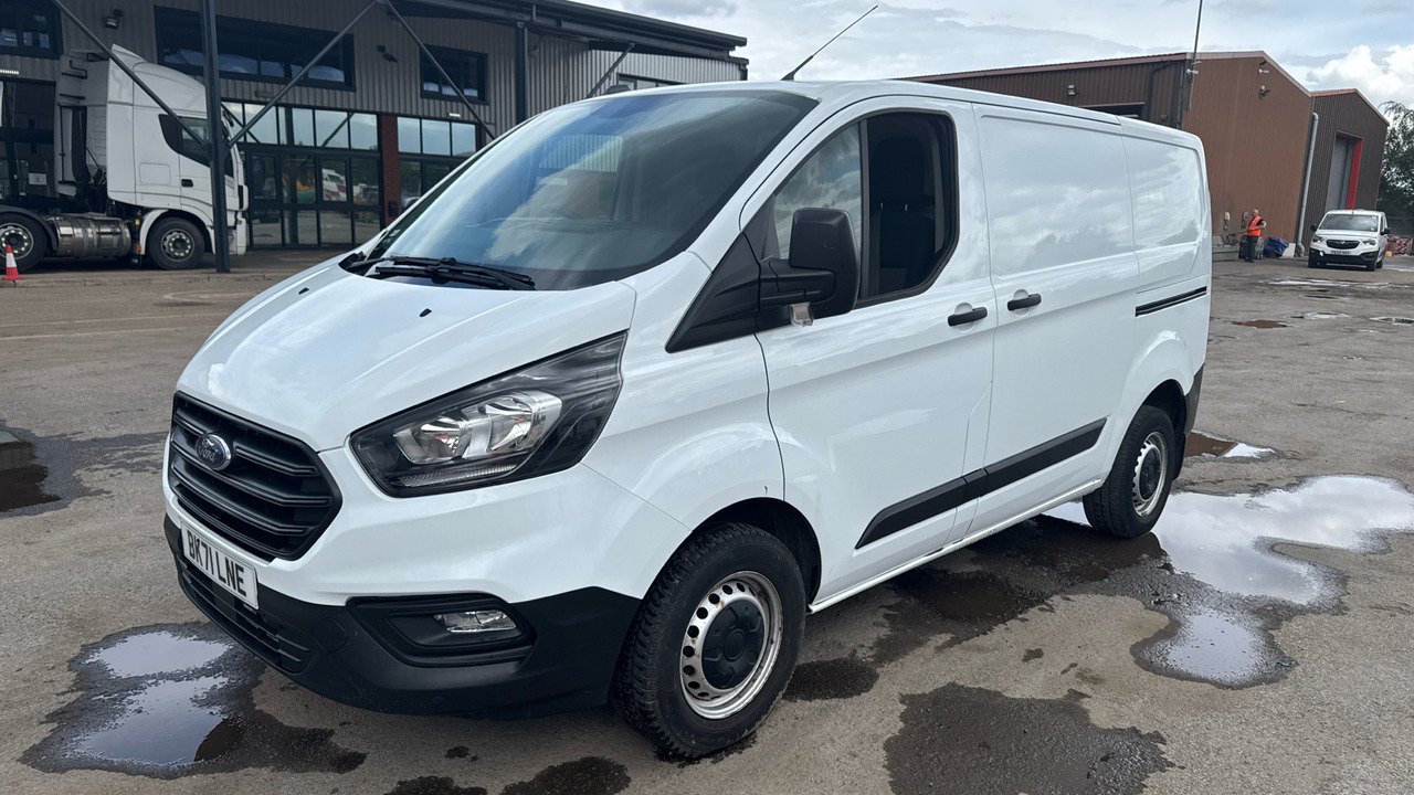 FORD TRANSIT CUSTOM 300 2.0 ECOBLUE 105PS - Furgoneta pequeña: foto 2 FORD TRANSIT CUSTOM 300 2.0 ECOBLUE 105PS - Furgoneta pequeña: foto 2