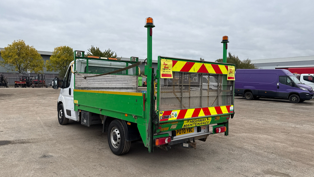 Fiat Ducato 35 2.3 MULTIJET 140PS - Furgoneta caja abierta: foto 3 Fiat Ducato 35 2.3 MULTIJET 140PS - Furgoneta caja abierta: foto 3