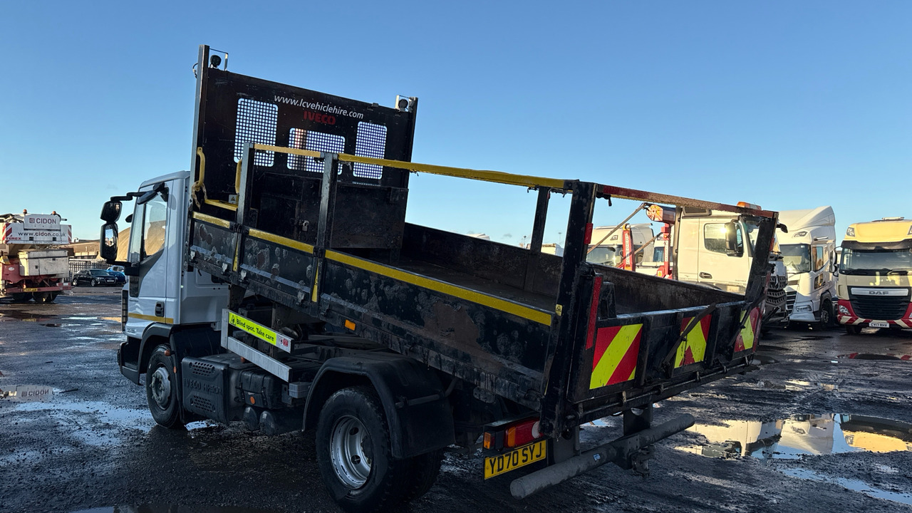 IVECO EUROCARGO 75-160 - Camión volquete: foto 3 IVECO EUROCARGO 75-160 - Camión volquete: foto 3