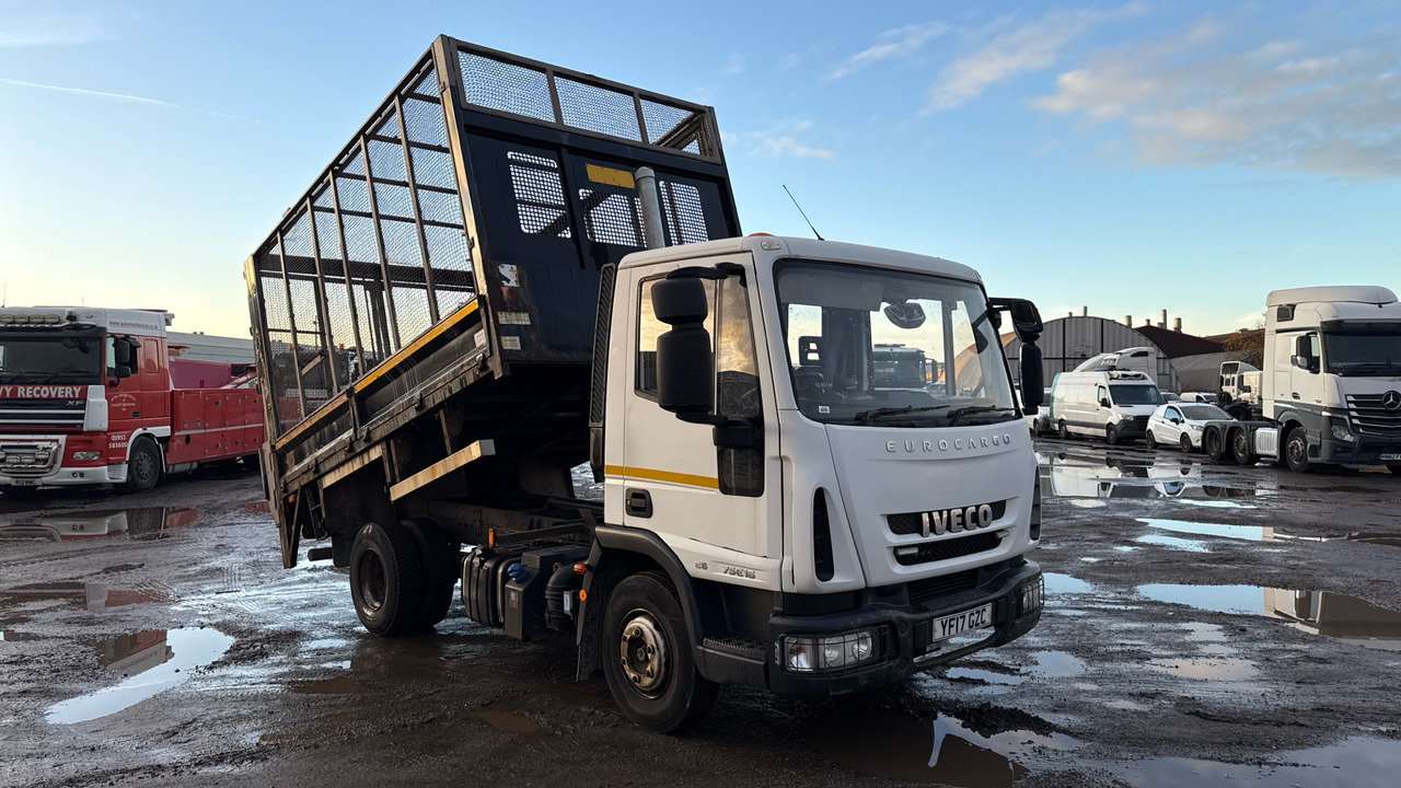 IVECO EUROCARGO 75E16S S-A - Camión volquete: foto 1 IVECO EUROCARGO 75E16S S-A - Camión volquete: foto 1