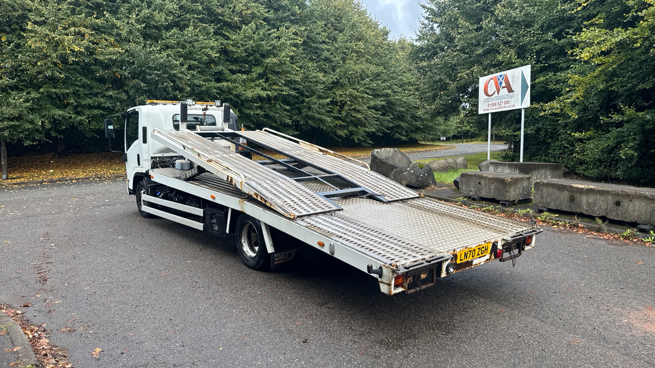 Isuzu N75 190 - Camión portavehículos: foto 3 Isuzu N75 190 - Camión portavehículos: foto 3