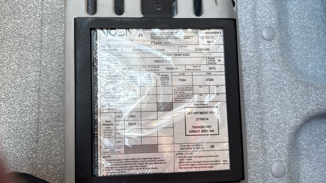 Camión caja cerrada Iveco Eurocargo 75E16: foto 11