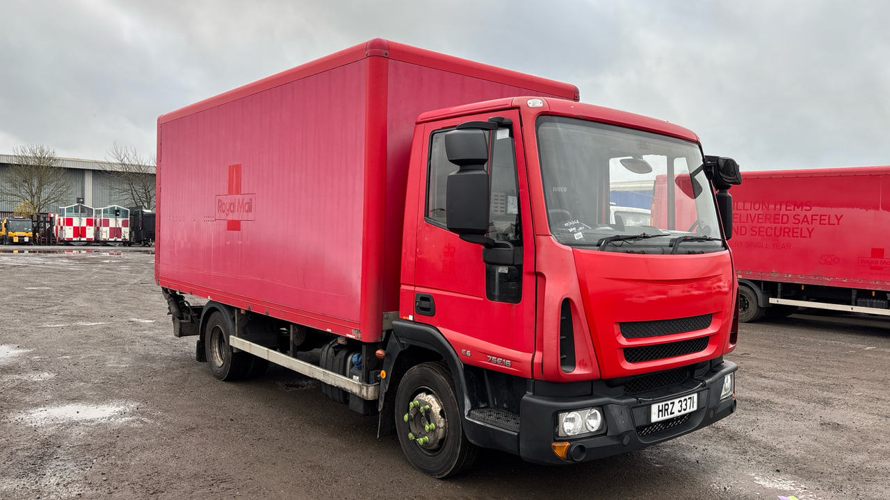 Iveco Eurocargo 75E16 - Camión caja cerrada: foto 1 Iveco Eurocargo 75E16 - Camión caja cerrada: foto 1