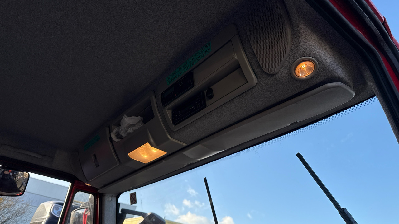 Camión caja cerrada Iveco Eurocargo 75E16: foto 13