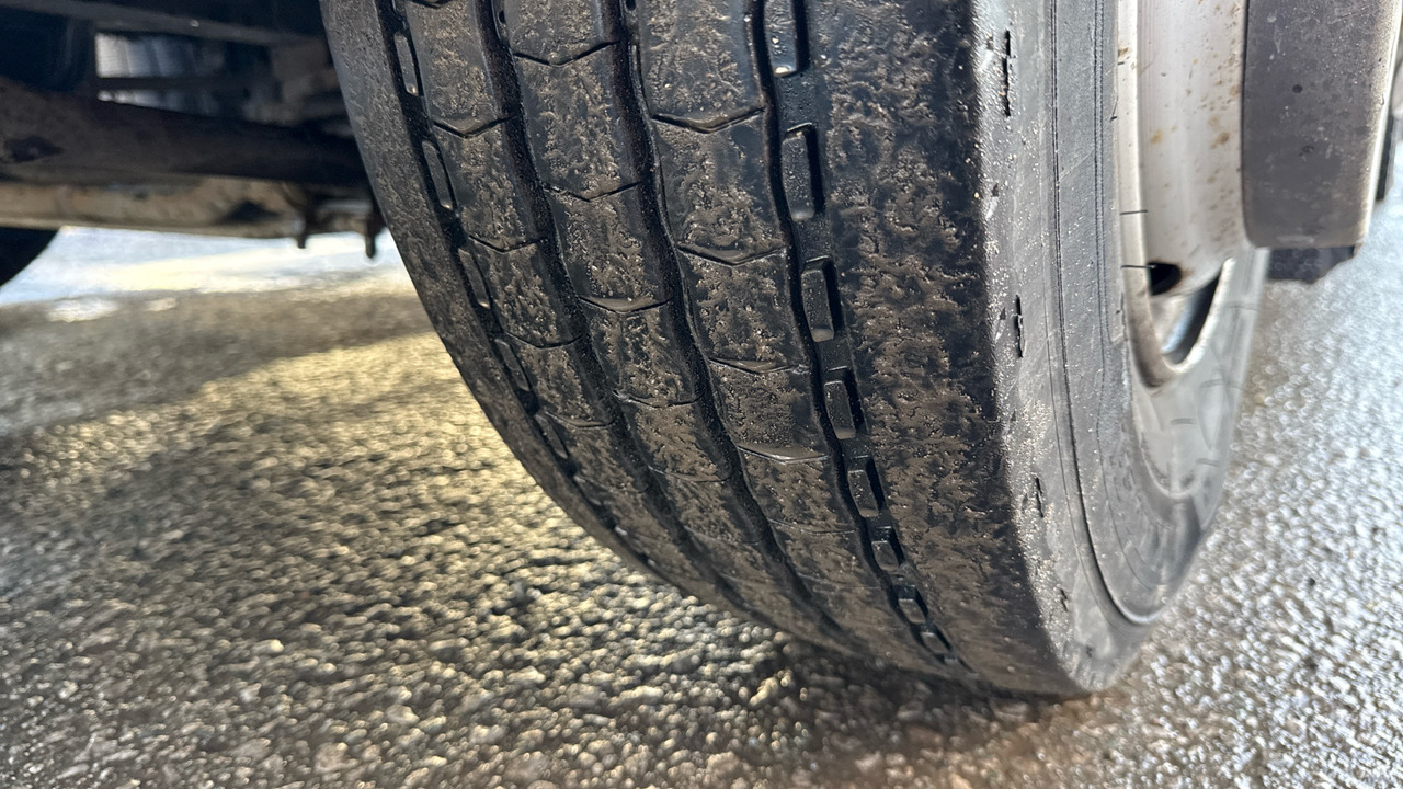 Camión caja cerrada Iveco Eurocargo 75E16: foto 24