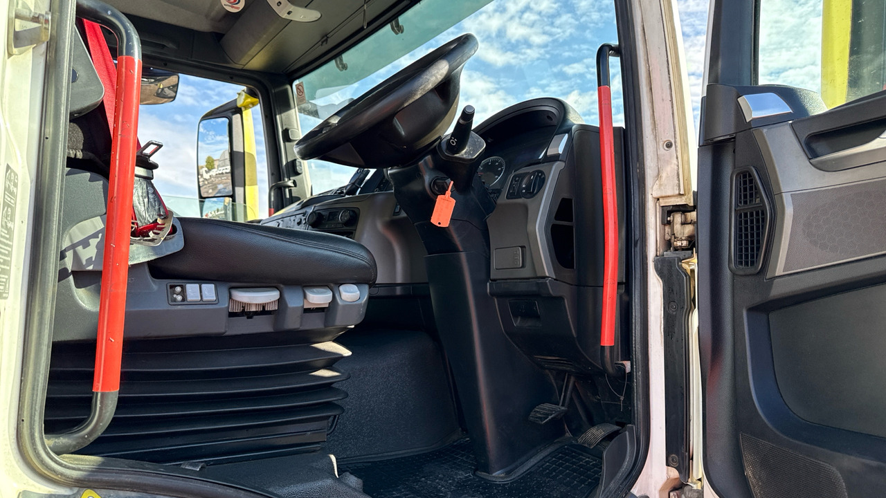 MAN TGS 32.400 - Camión volquete: foto 5 MAN TGS 32.400 - Camión volquete: foto 5