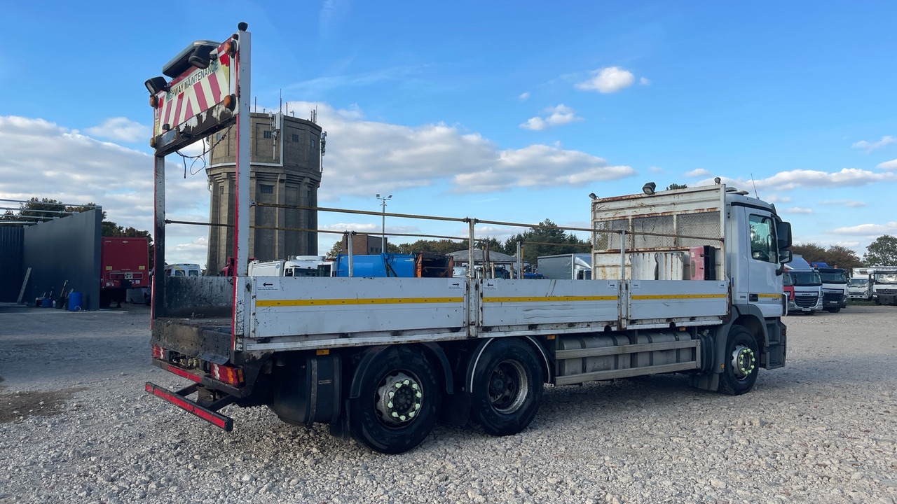 MERCEDES-BENZ ACTROS 2541 - Camión caja abierta: foto 4 MERCEDES-BENZ ACTROS 2541 - Camión caja abierta: foto 4