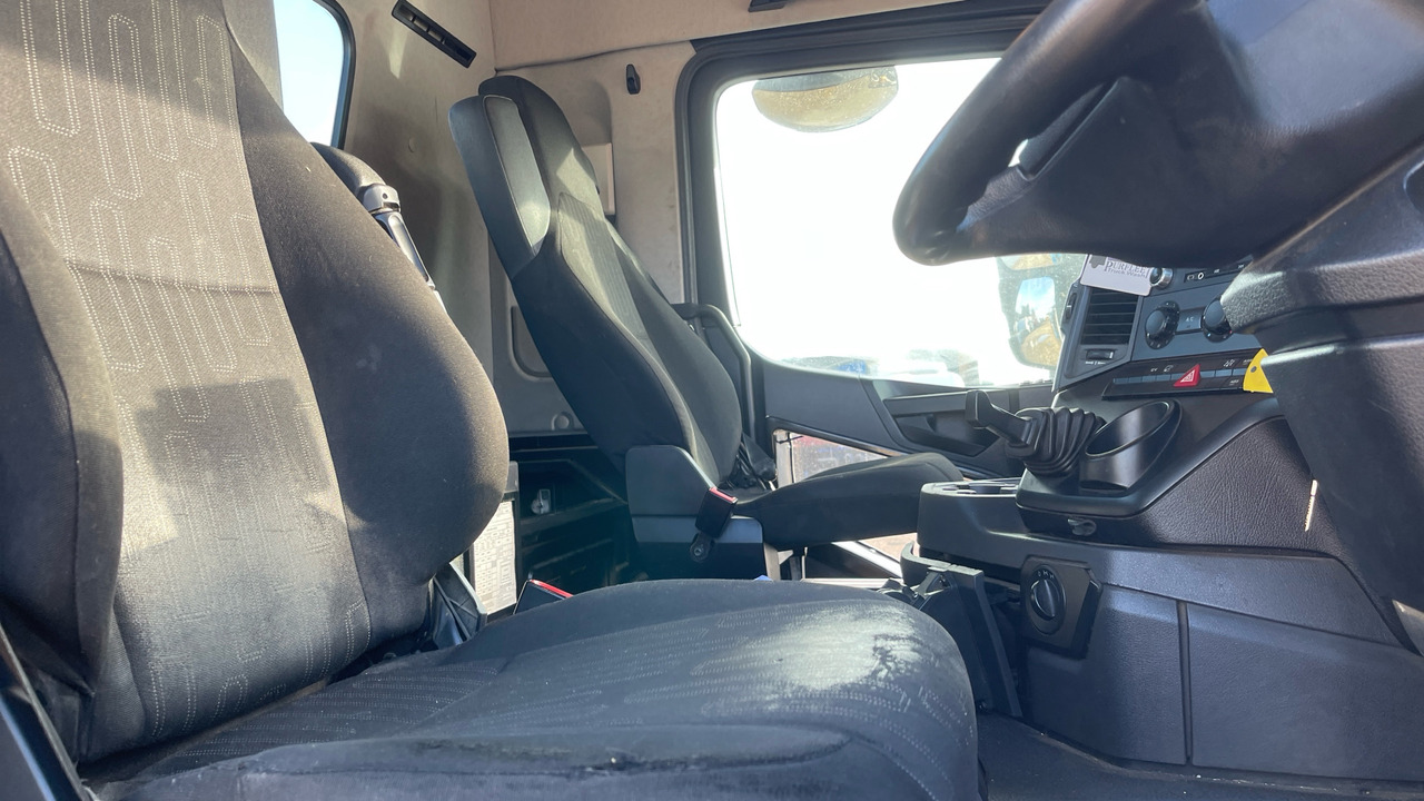 MERCEDES-BENZ AROCS - Camión volquete, Camión grúa: foto 5 MERCEDES-BENZ AROCS - Camión volquete, Camión grúa: foto 5