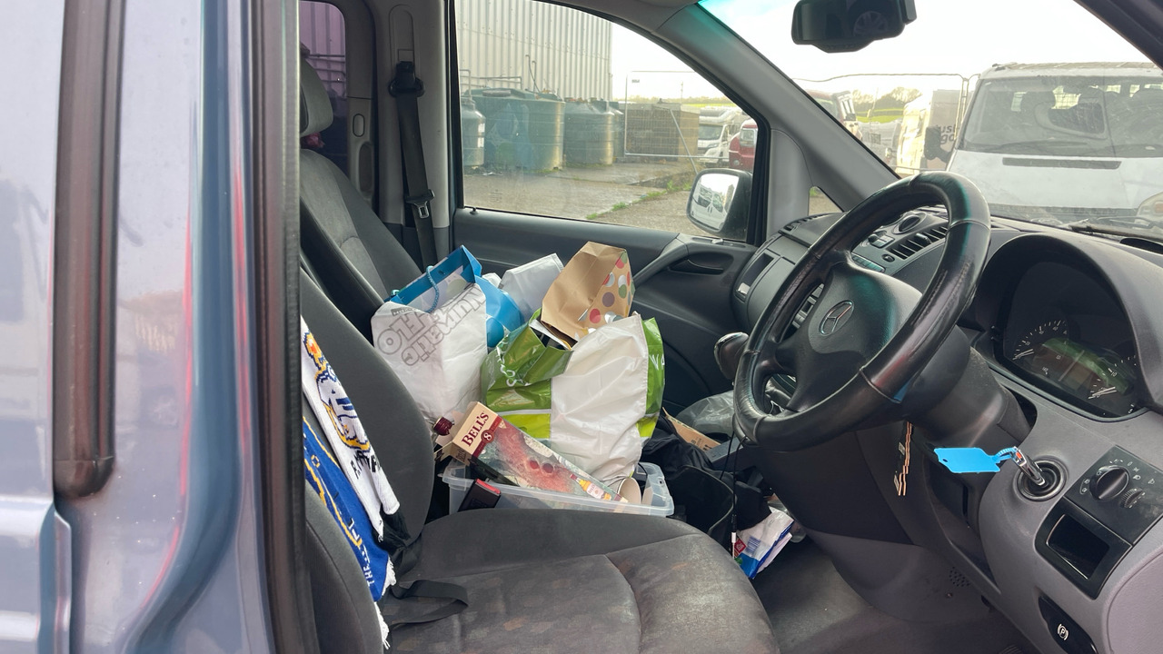 Furgoneta combi MERCEDES VITO 111 CDI: foto 6 Furgoneta combi MERCEDES VITO 111 CDI: foto 6