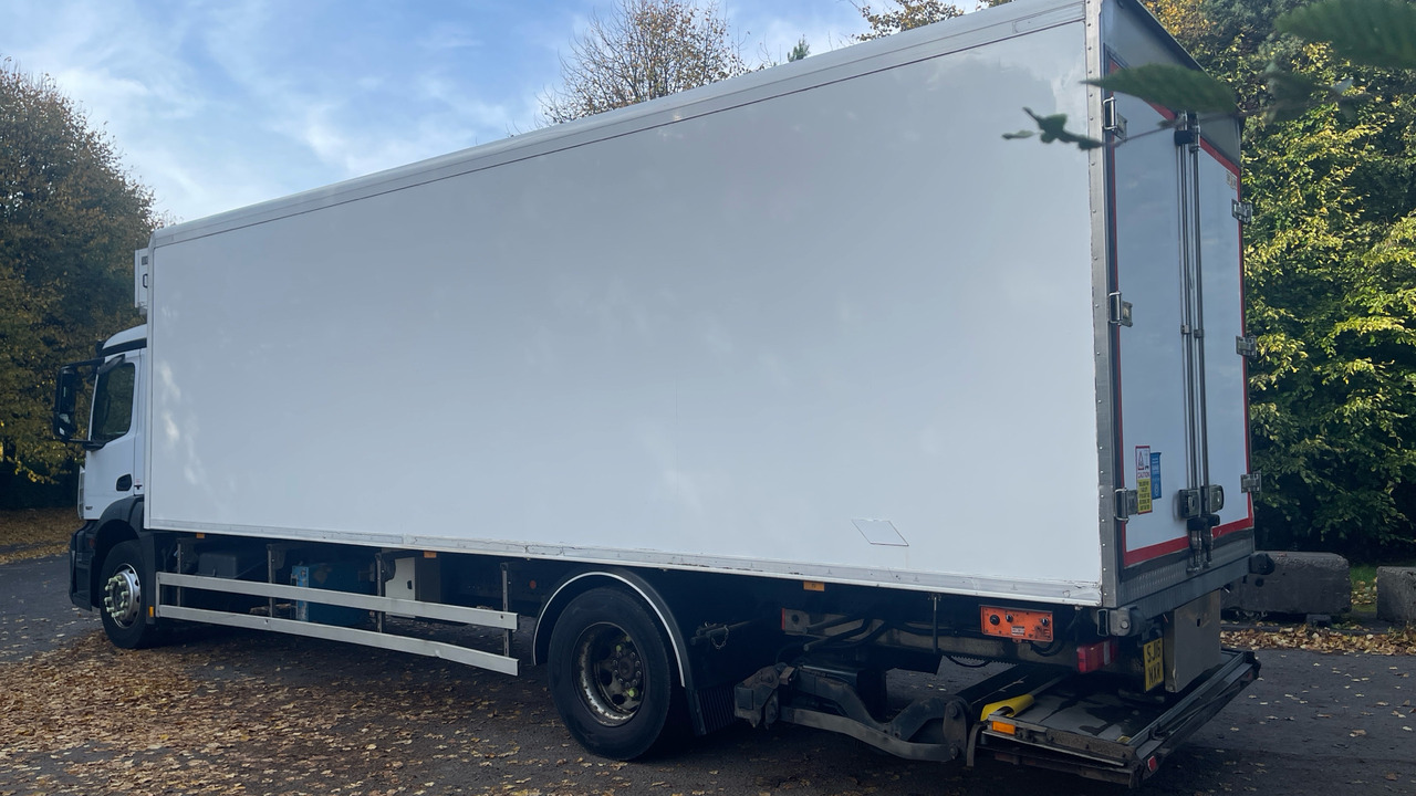 Mercedes-Benz Antos 1827 - Camión frigorífico: foto 3 Mercedes-Benz Antos 1827 - Camión frigorífico: foto 3