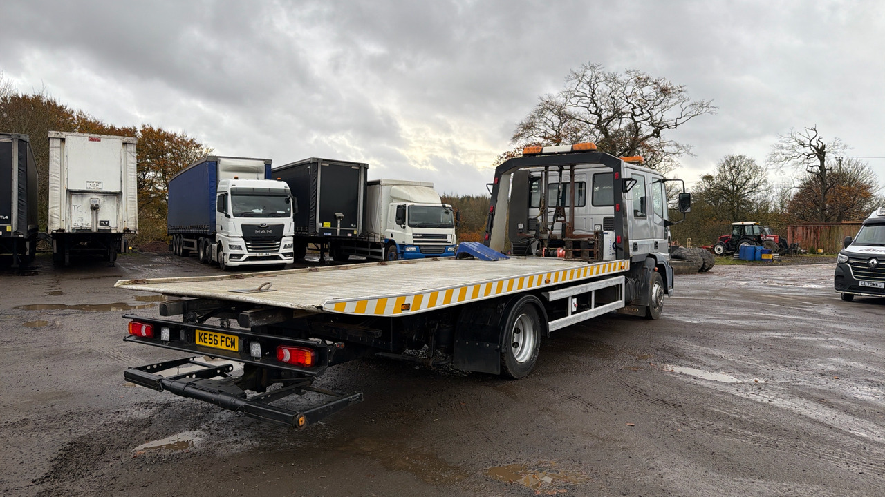 IVECO EUROCARGO 120-240 - Otros maquinaria: foto 4 IVECO EUROCARGO 120-240 - Otros maquinaria: foto 4