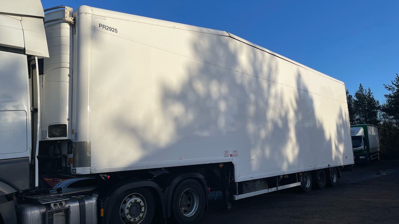 GRAY & ADAMS FRIDGE BOX DOUBLE DECK STEPFRAME - Remolque: foto 3 GRAY & ADAMS FRIDGE BOX DOUBLE DECK STEPFRAME - Remolque: foto 3