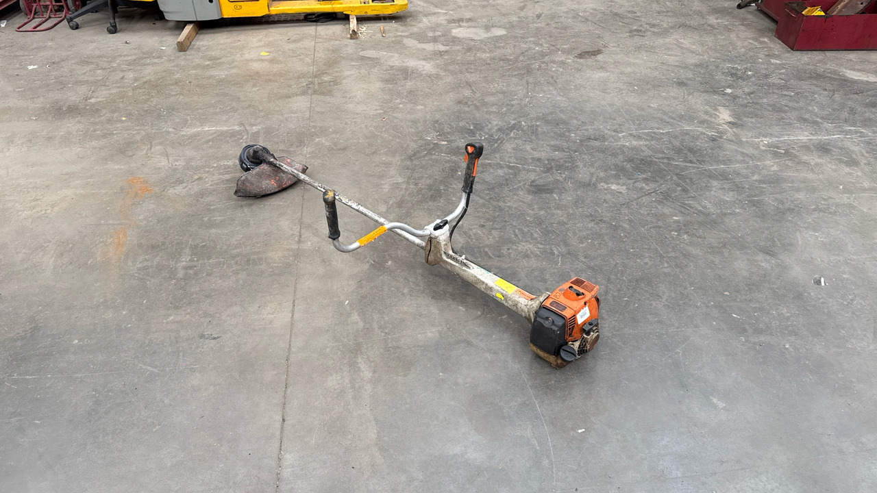 STIHL FS45C STRIMMER - Equipo de construcción: foto 1 STIHL FS45C STRIMMER - Equipo de construcción: foto 1