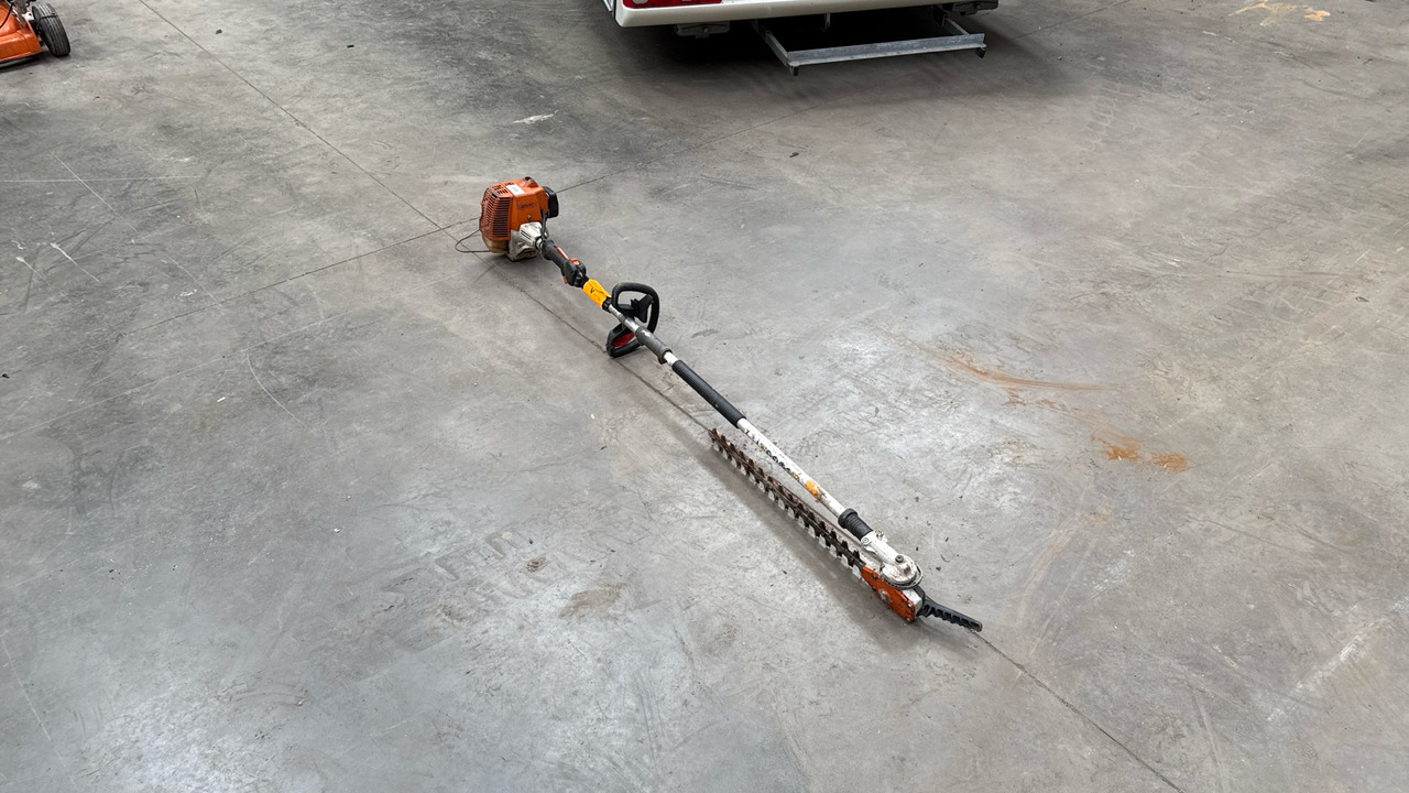 STIHL HEDGE CUTTER - Equipo de construcción: foto 3 STIHL HEDGE CUTTER - Equipo de construcción: foto 3