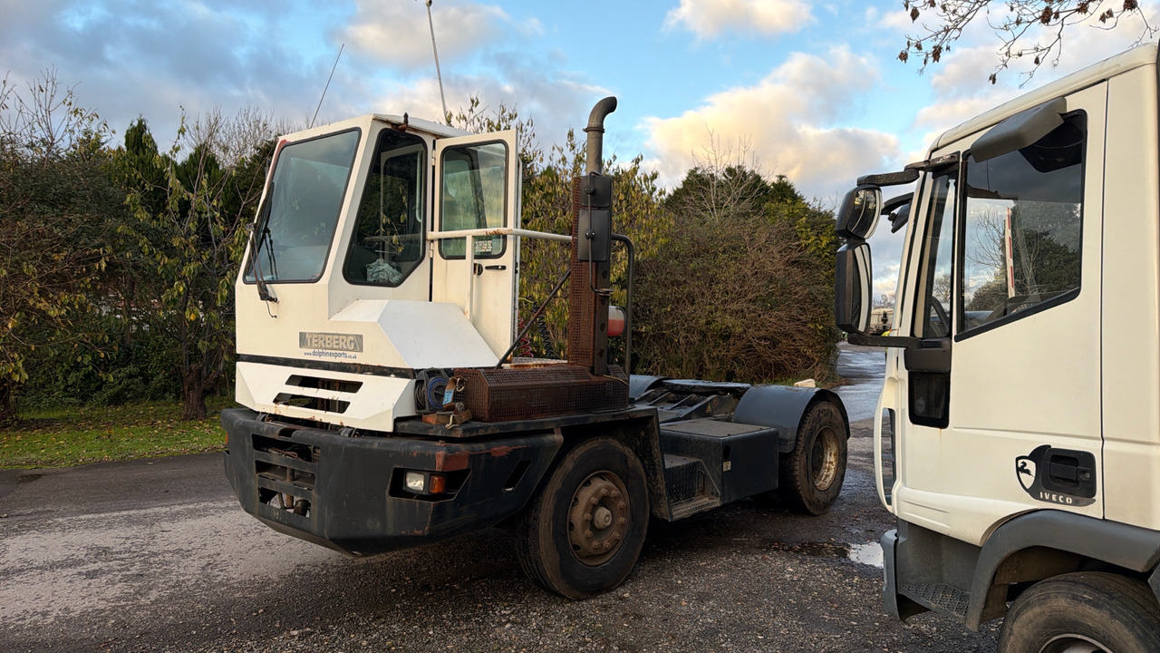 TERBERG YT180 - Tractor industrial: foto 1 TERBERG YT180 - Tractor industrial: foto 1