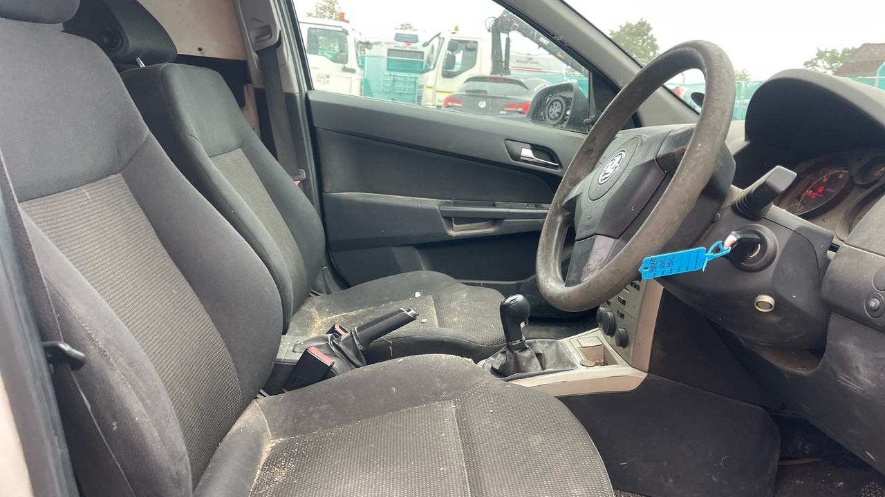 VAUXHALL ASTRA CLUB 1.7 CDTI - Coche: foto 5 VAUXHALL ASTRA CLUB 1.7 CDTI - Coche: foto 5