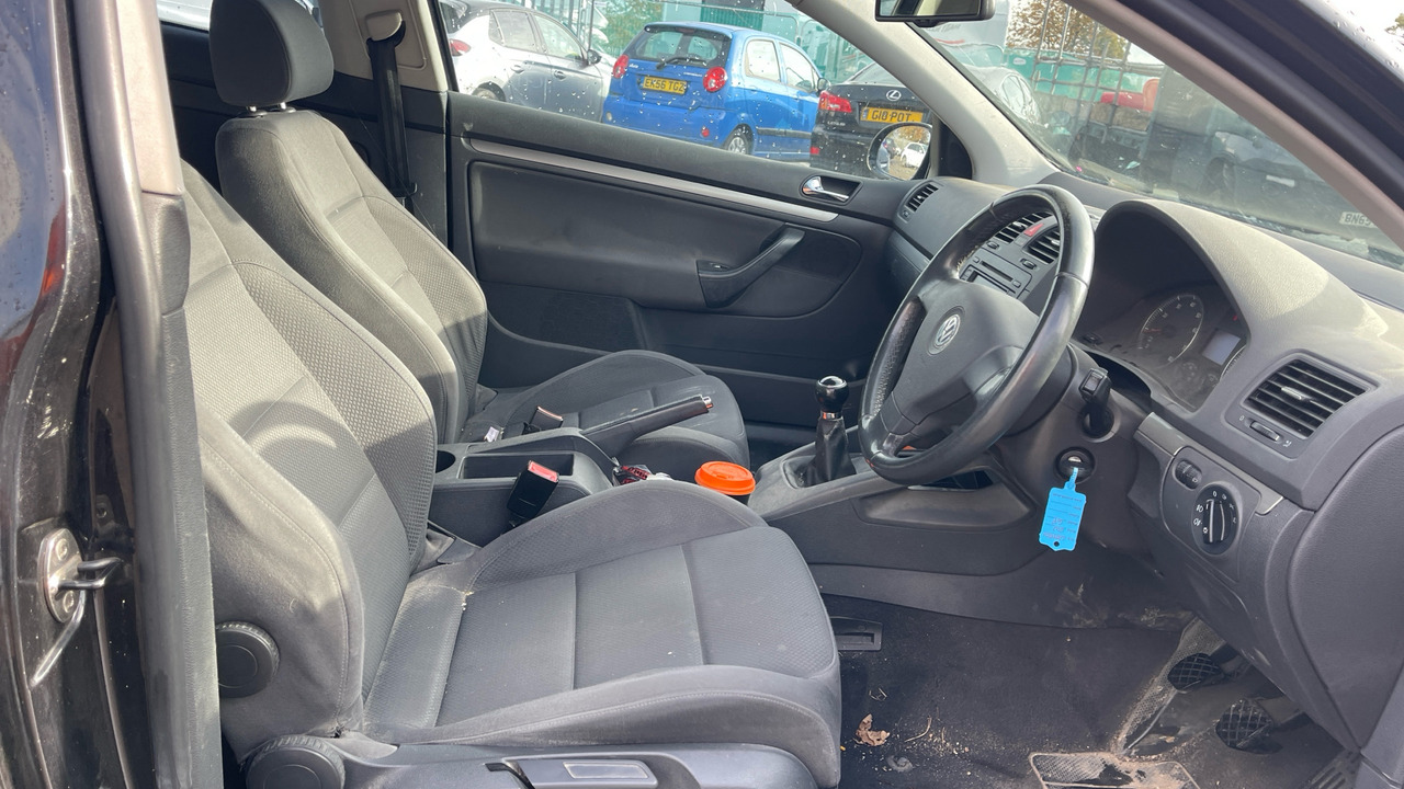 VOLKSWAGEN GOLF 2.0 GT FSI - Hatchback: foto 5 VOLKSWAGEN GOLF 2.0 GT FSI - Hatchback: foto 5