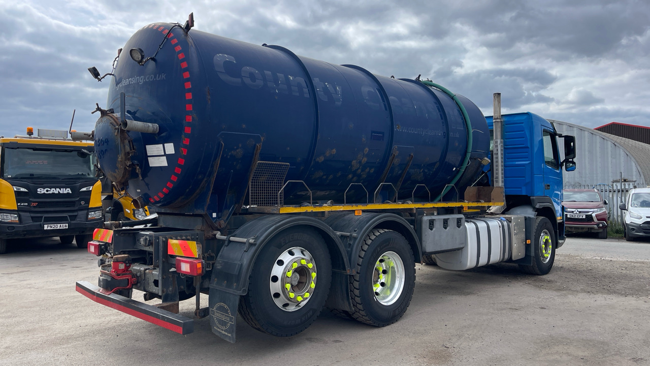 VOLVO FM 450 - Camión cisterna: foto 4 VOLVO FM 450 - Camión cisterna: foto 4