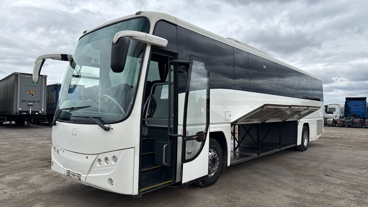 Volvo B9R PLAXTON PANTHER - Autocar: foto 2 Volvo B9R PLAXTON PANTHER - Autocar: foto 2