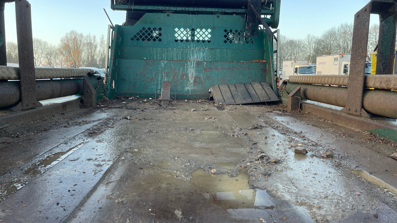 Camión portacontenedor de cadenas Volvo FL 250: foto 16 Camión portacontenedor de cadenas Volvo FL 250: foto 16