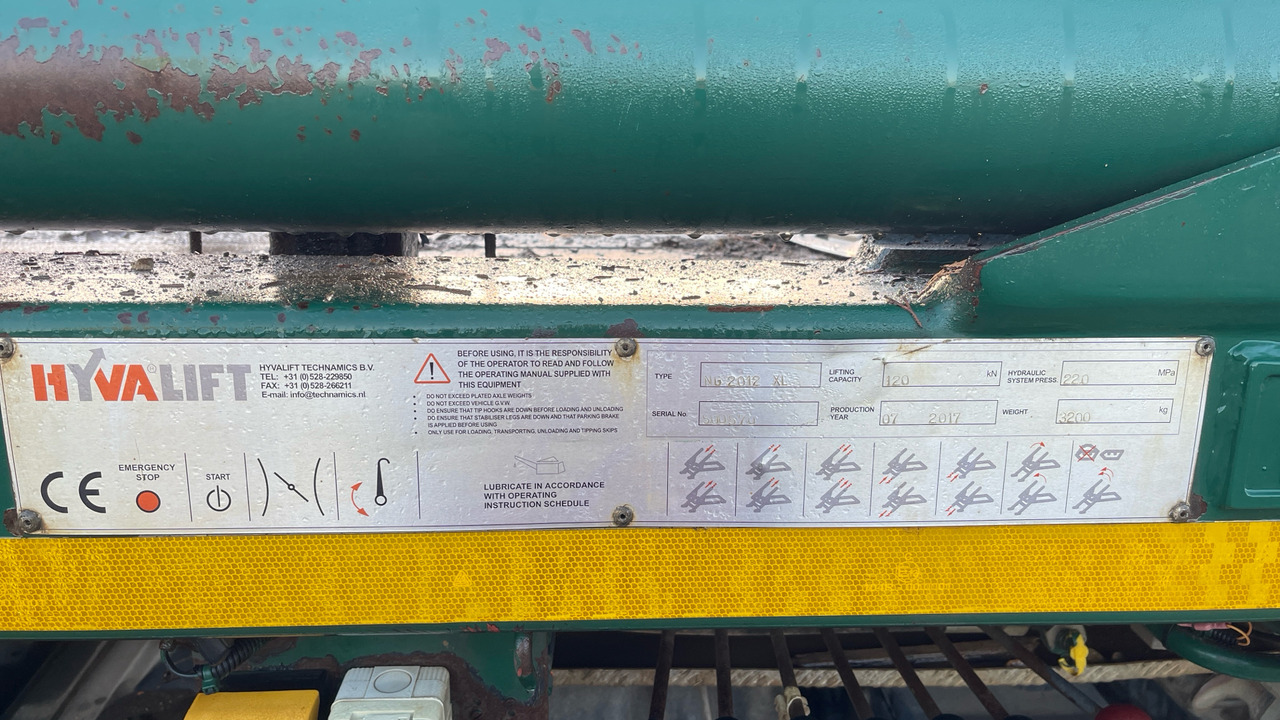 Camión portacontenedor de cadenas Volvo FL 250: foto 18 Camión portacontenedor de cadenas Volvo FL 250: foto 18